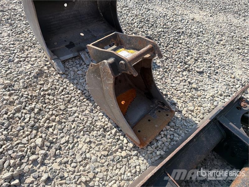 CAT 301.7D Miniescavadeiras < 7t (Mini escavadeiras)