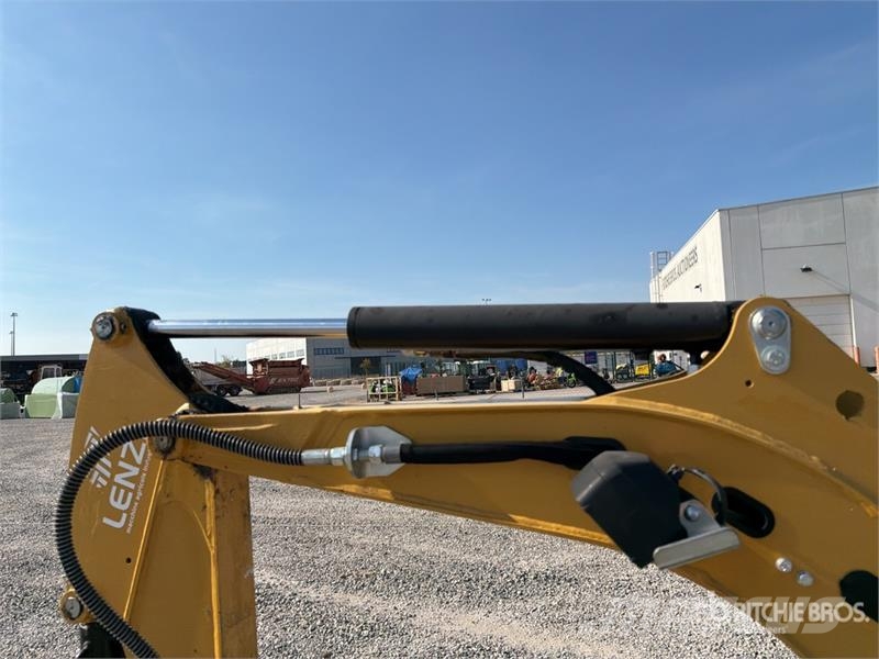 CAT 301.7D Miniescavadeiras < 7t (Mini escavadeiras)