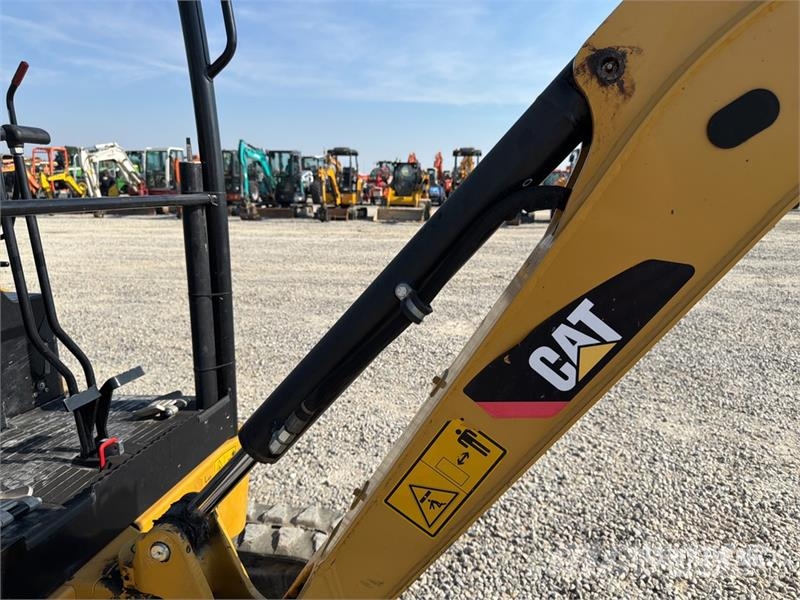CAT 301.7D Miniescavadeiras < 7t (Mini escavadeiras)