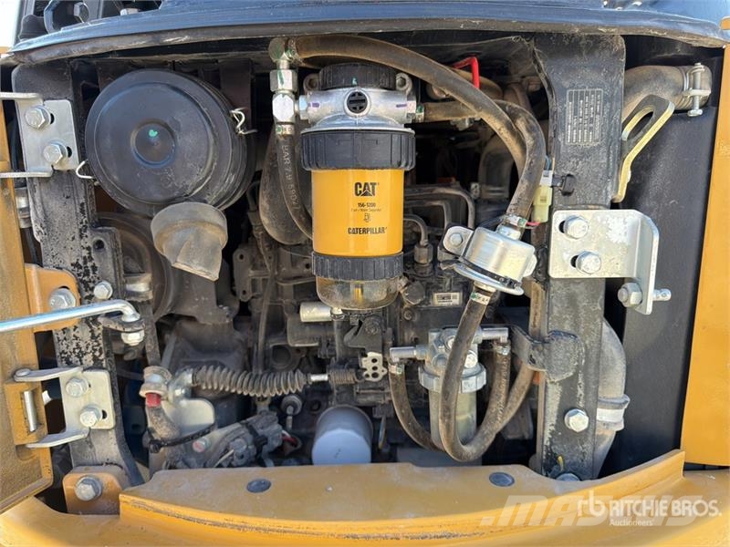 CAT 301.7D Miniescavadeiras < 7t (Mini escavadeiras)