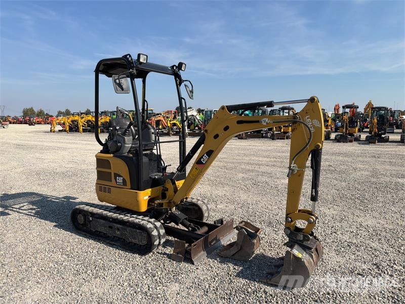 CAT 301.7D Miniescavadeiras < 7t (Mini escavadeiras)