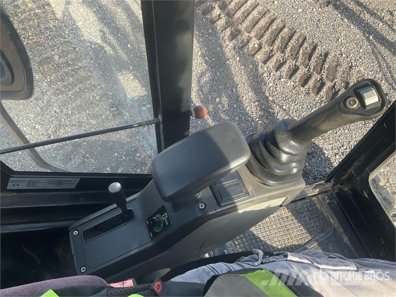CAT 301.7D Minibagger < 7t