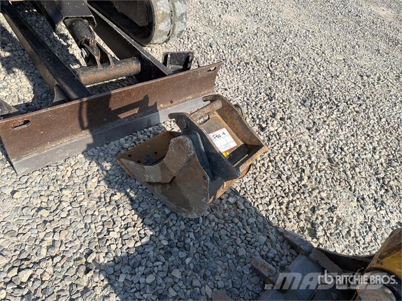 CAT 301.7D Miniescavadeiras < 7t (Mini escavadeiras)