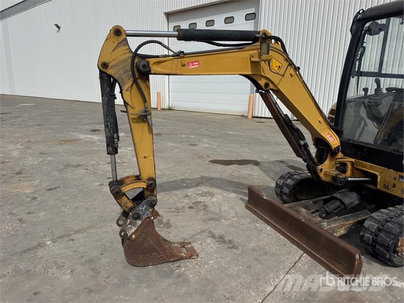 CAT 302.7D CR Mini kotrók < 7t