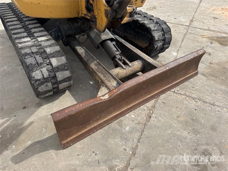 CAT 302.7D CR Mini kotrók < 7t