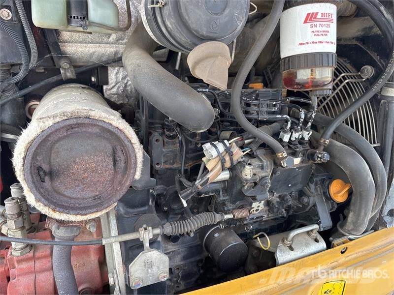 CAT 302.7D CR Mini kotrók < 7t