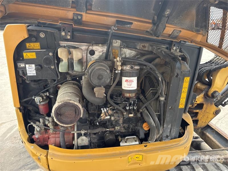 CAT 302.7D CR Mini kotrók < 7t