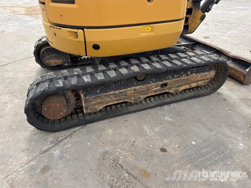 CAT 302.7D CR Mini kotrók < 7t