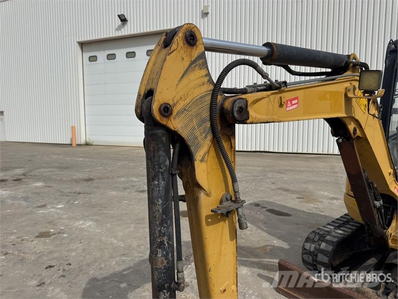 CAT 302.7D CR Mini kotrók < 7t