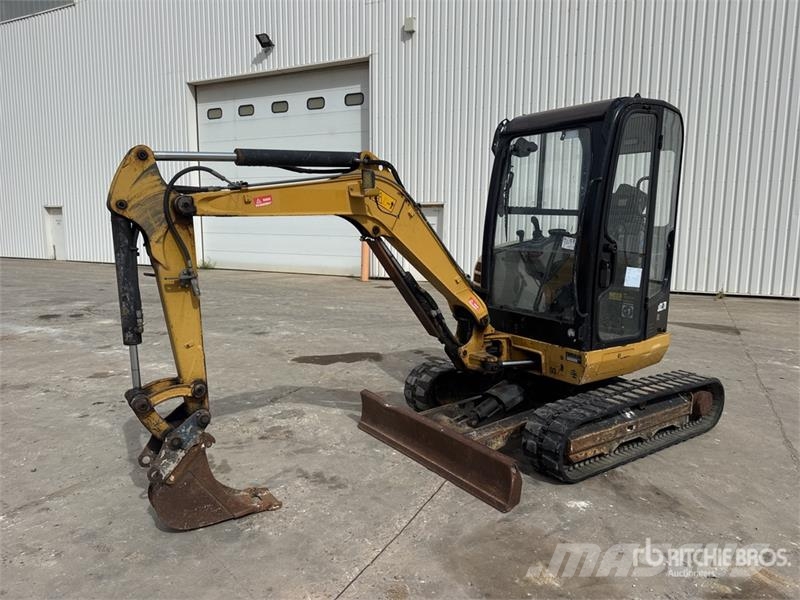 CAT 302.7D CR Mini kotrók < 7t