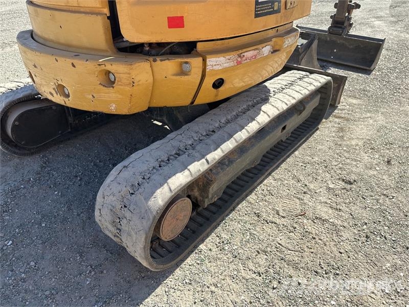 CAT 302.7DCR Mini-Pelle Mini Excavator ミニ油圧ショベル 7t以下(ミニユンボ・ミニディガー)