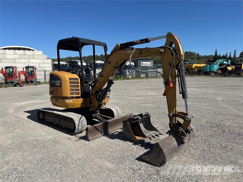 CAT 302.7DCR Mini-Pelle Mini Excavator ミニ油圧ショベル 7t以下(ミニユンボ・ミニディガー)