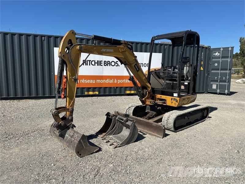 CAT 302.7DCR Mini-Pelle Mini Excavator ミニ油圧ショベル 7t以下(ミニユンボ・ミニディガー)