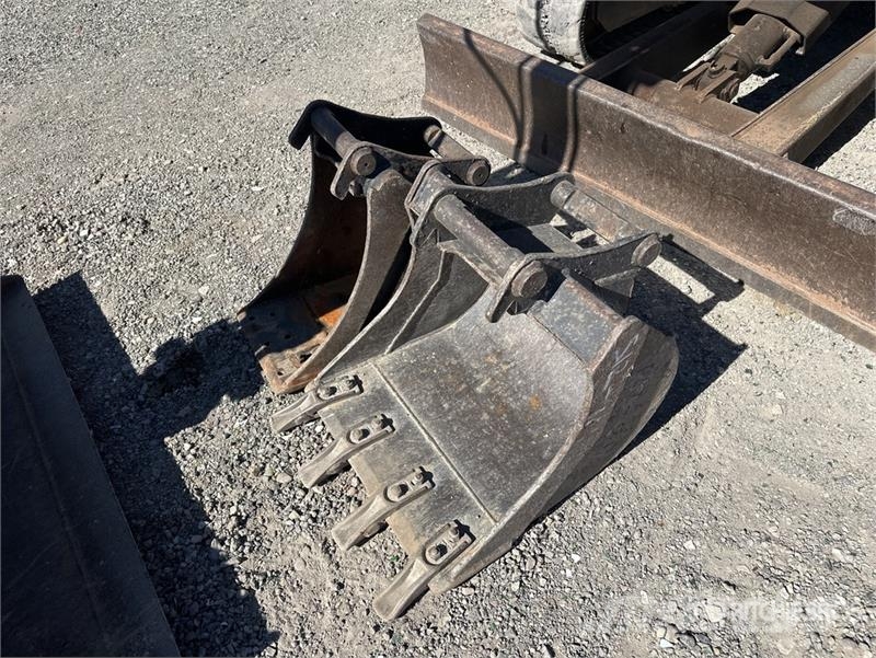 CAT 302.7DCR Mini-Pelle Mini Excavator ミニ油圧ショベル 7t以下(ミニユンボ・ミニディガー)