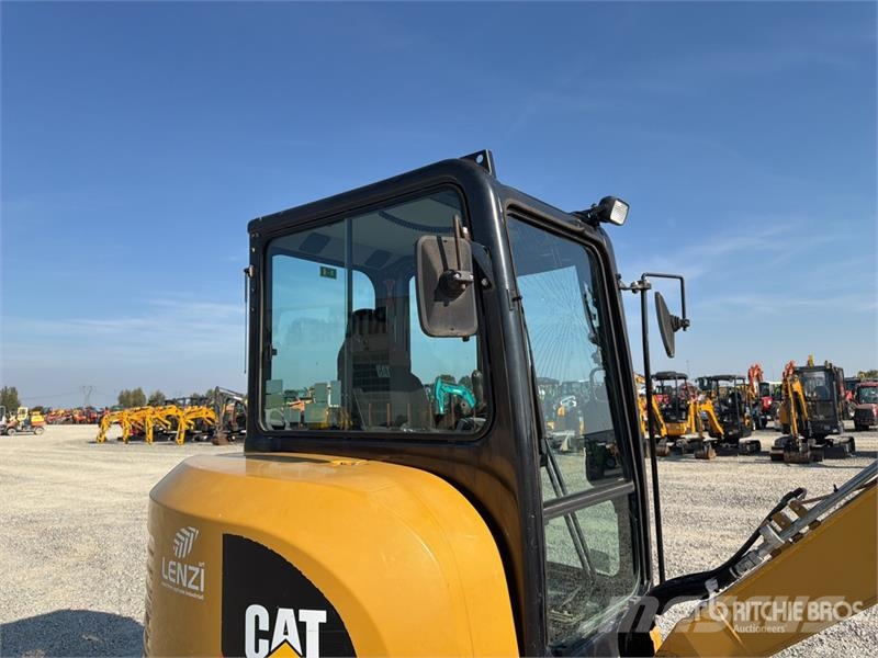 CAT 303.5E Mini Excavator Mini kotrók < 7t
