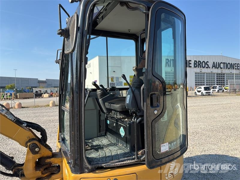 CAT 303.5E Mini Excavator Mini kotrók < 7t