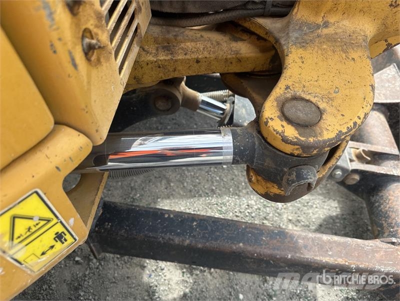CAT 303E Mini-Pelle Mini Excavator Minigravemaskiner