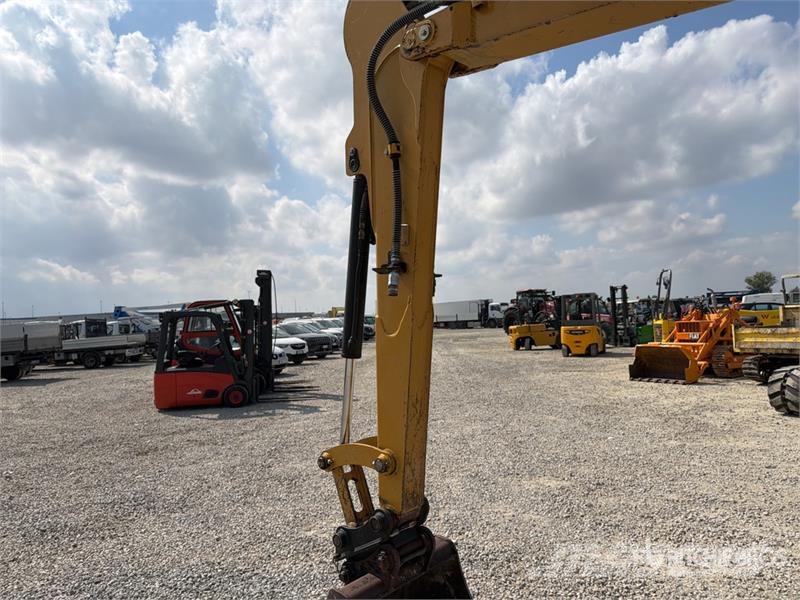 CAT 305 CR Mini Excavator (Inoperable) Minibagger < 7t