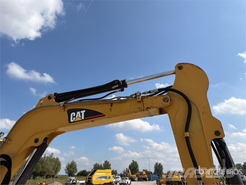 CAT 305 CR Mini Excavator (Inoperable) Minibagger < 7t