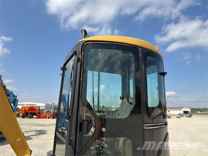 CAT 305 CR Mini Excavator (Inoperable) Minibagger < 7t