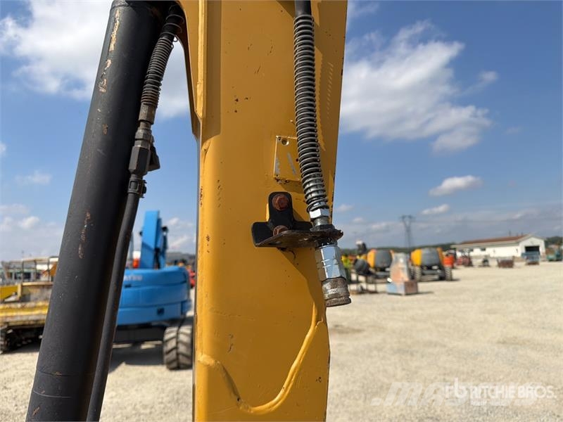 CAT 305 CR Mini Excavator (Inoperable) Minibagger < 7t
