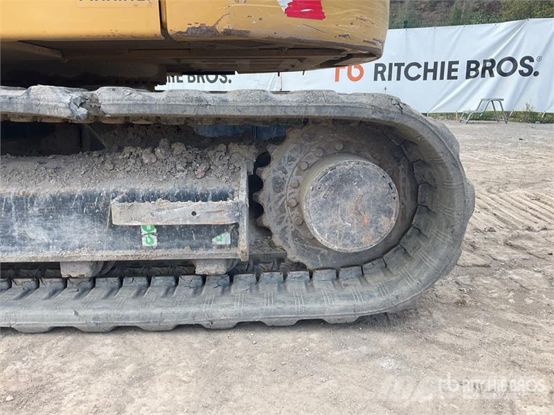 CAT 308 CR Tracked Excavator Kāpurķēžu ekskavatori
