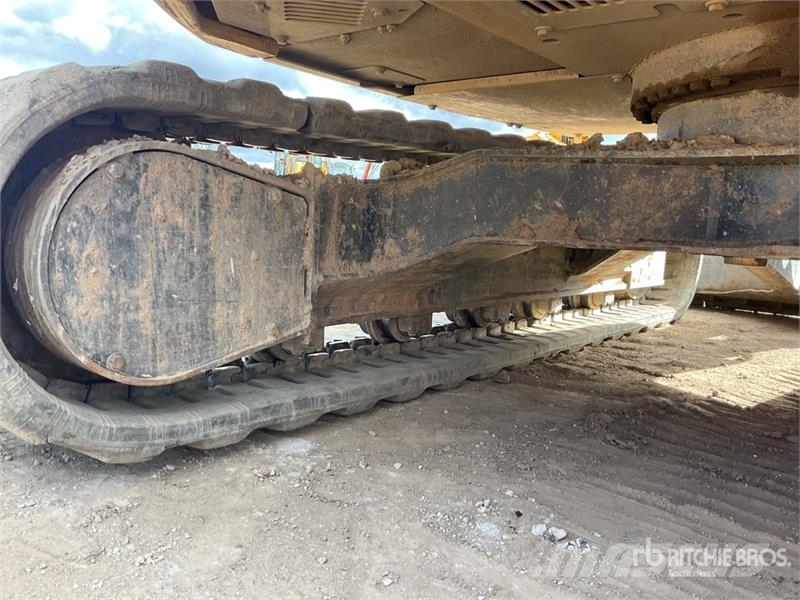 CAT 308 CR Tracked Excavator Kāpurķēžu ekskavatori