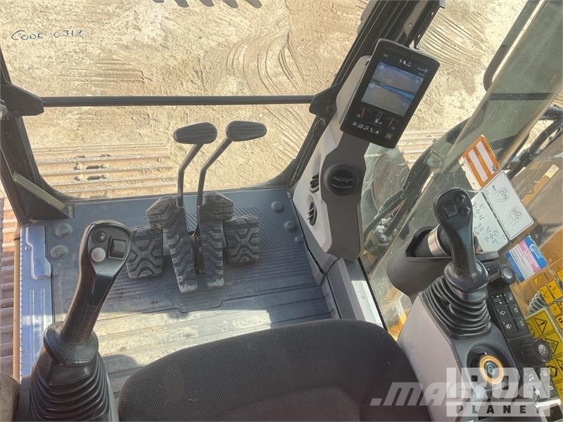 CAT 313GC Tracked Excavator حفارات زحافة