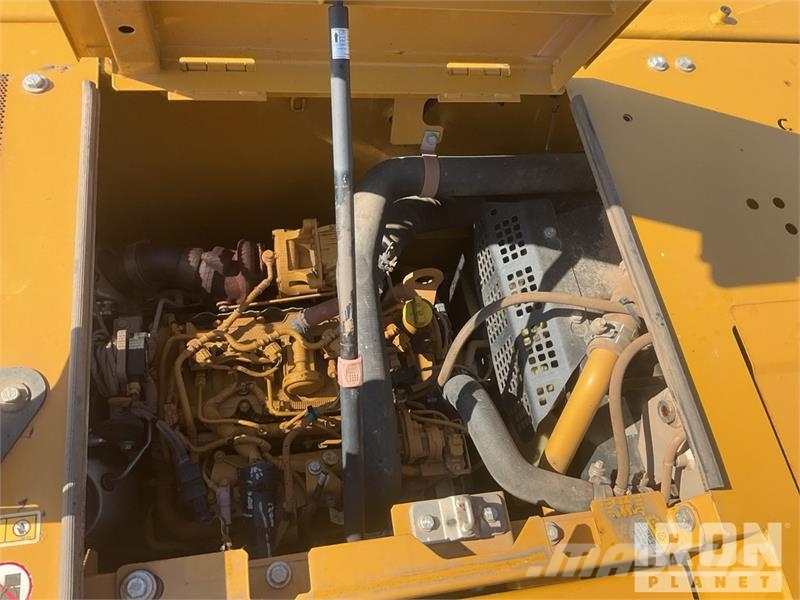 CAT 313GC Tracked Excavator حفارات زحافة