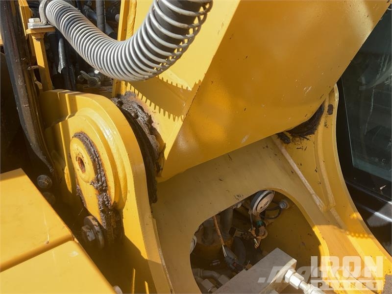 CAT 313GC Tracked Excavator حفارات زحافة