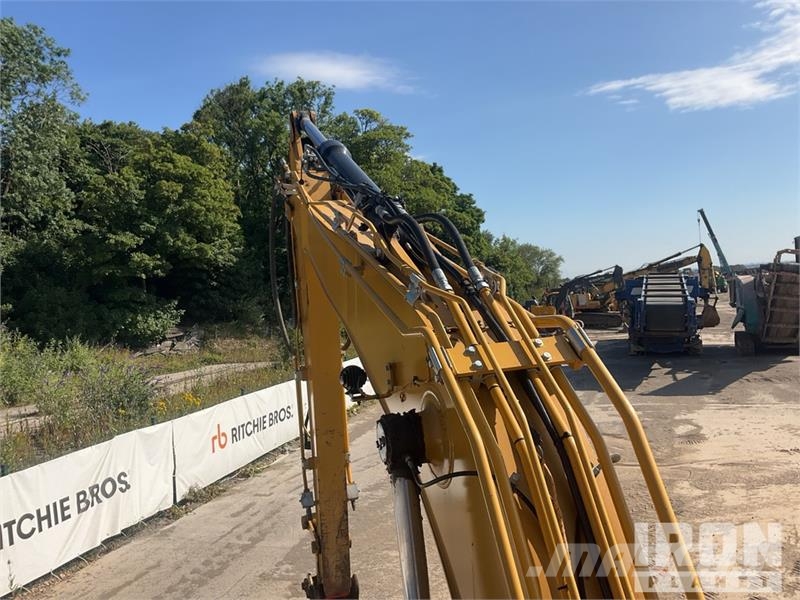 CAT 313GC Tracked Excavator حفارات زحافة