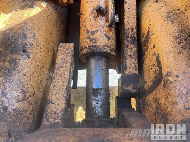 CAT 313GC Tracked Excavator حفارات زحافة
