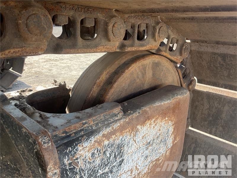 CAT 313GC Tracked Excavator حفارات زحافة