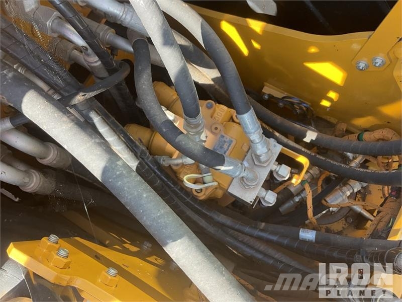 CAT 313GC Tracked Excavator حفارات زحافة