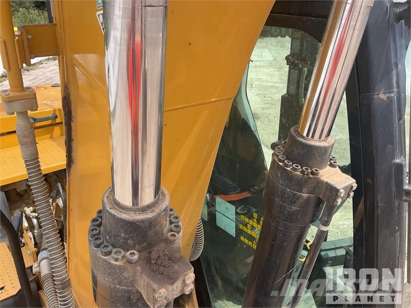 CAT 313GC Tracked Excavator Beltegraver
