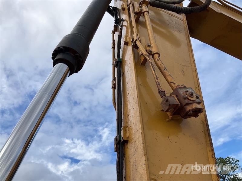 CAT 320 DL Tracked Excavator Crawler excavators