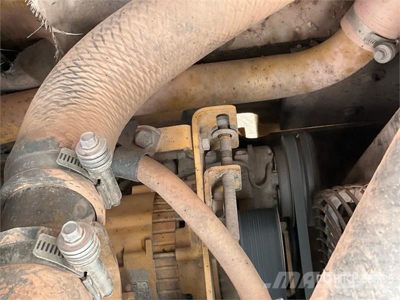 CAT 320 DL Tracked Excavator Crawler excavators
