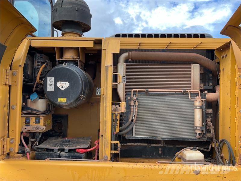 CAT 320 DL Tracked Excavator Crawler excavators