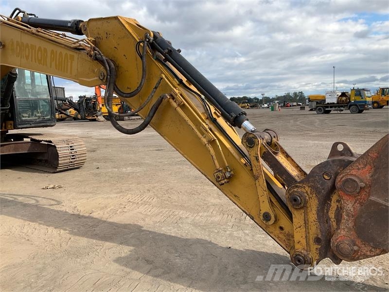 CAT 320 DL Tracked Excavator Crawler excavators
