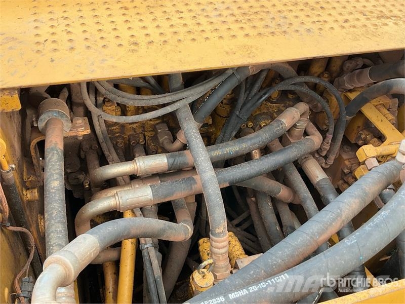 CAT 320 DL Tracked Excavator Crawler excavators