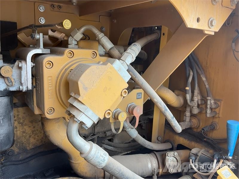 CAT 320 Tracked Excavator Paletli ekskavatörler
