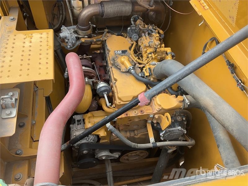 CAT 320 Tracked Excavator Paletli ekskavatörler