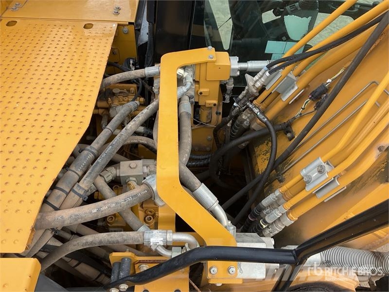 CAT 320 Tracked Excavator Paletli ekskavatörler