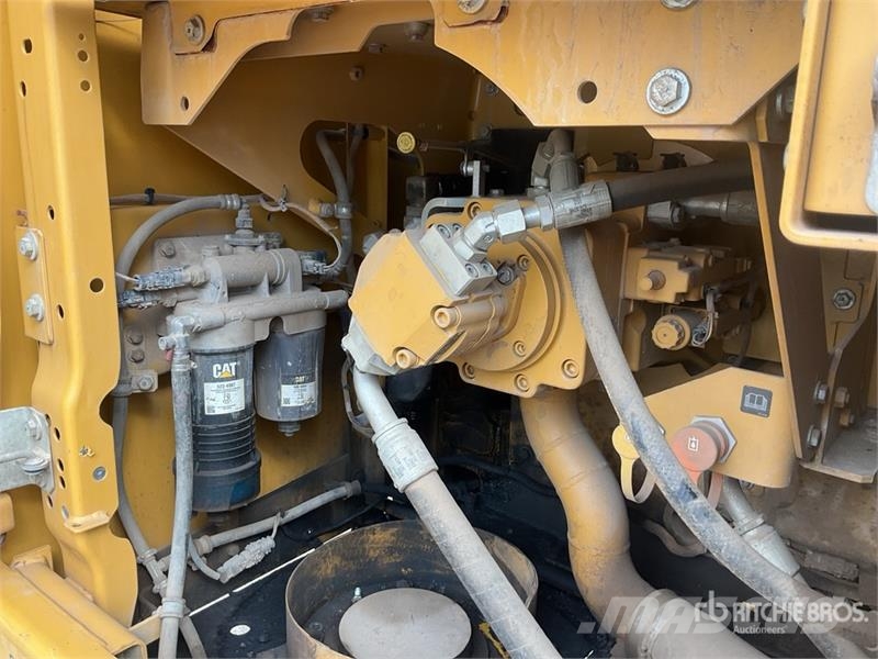CAT 320 Tracked Excavator Paletli ekskavatörler
