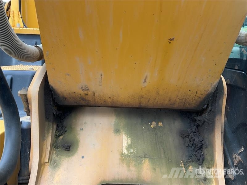 CAT 320 Tracked Excavator Paletli ekskavatörler