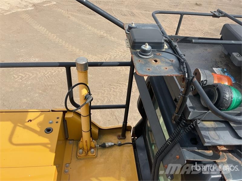 CAT 320 Tracked Excavator Paletli ekskavatörler
