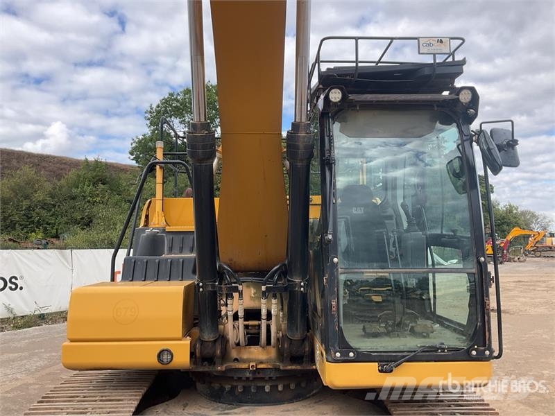 CAT 320 Tracked Excavator Paletli ekskavatörler