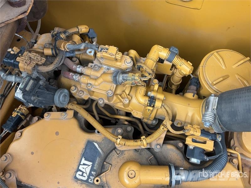 CAT 320 Tracked Excavator Paletli ekskavatörler