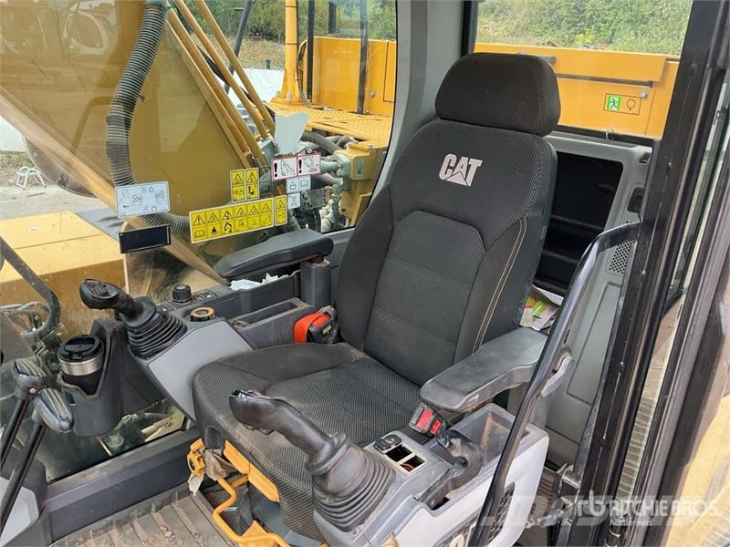 CAT 320 Tracked Excavator Paletli ekskavatörler