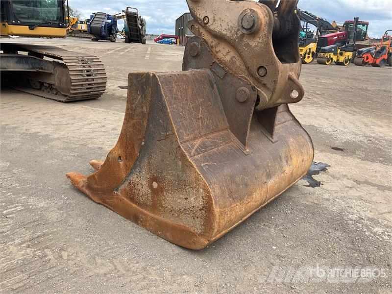 CAT 320 Tracked Excavator Paletli ekskavatörler